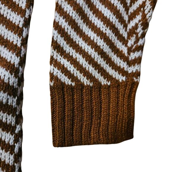 Fortune + Ivy Chevron Cardigan Brown/White Size Small - Picture 3 of 6